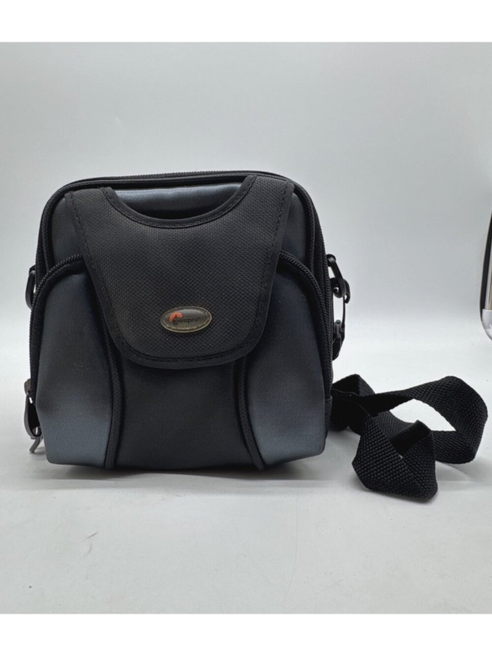 Lowepro VS 30 Black Compact Camera Bag With Adjustable Strap & Zippered Compartm